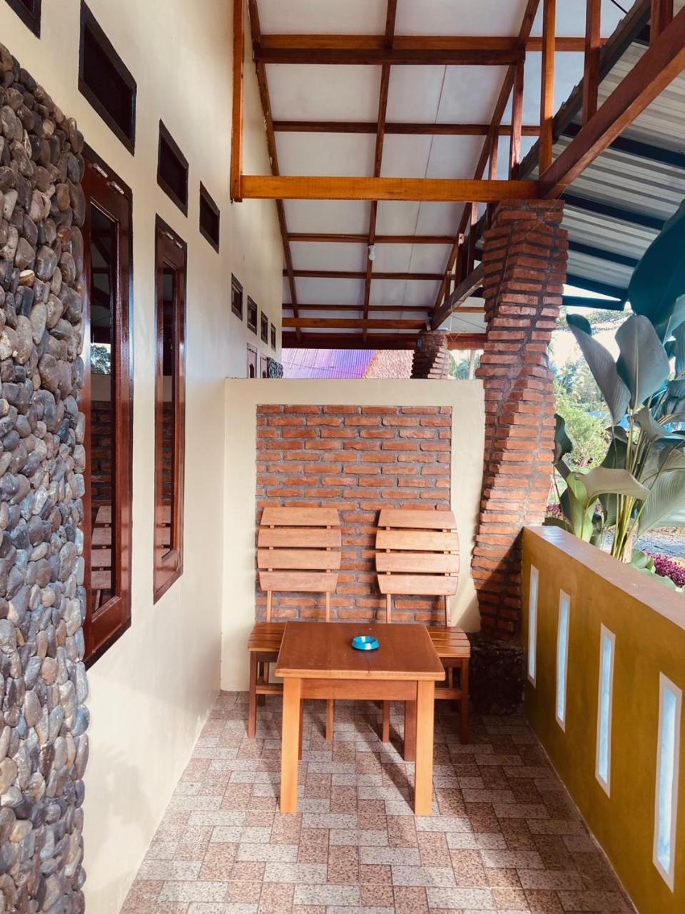 R5 Keramba Inn Букит-Лаванг Экстерьер фото